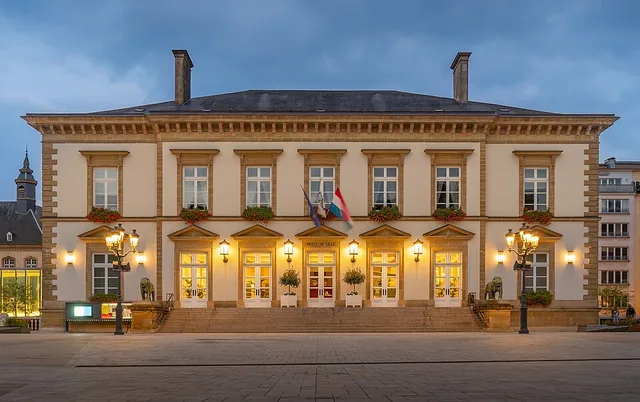 Luxembourg Luxembourg